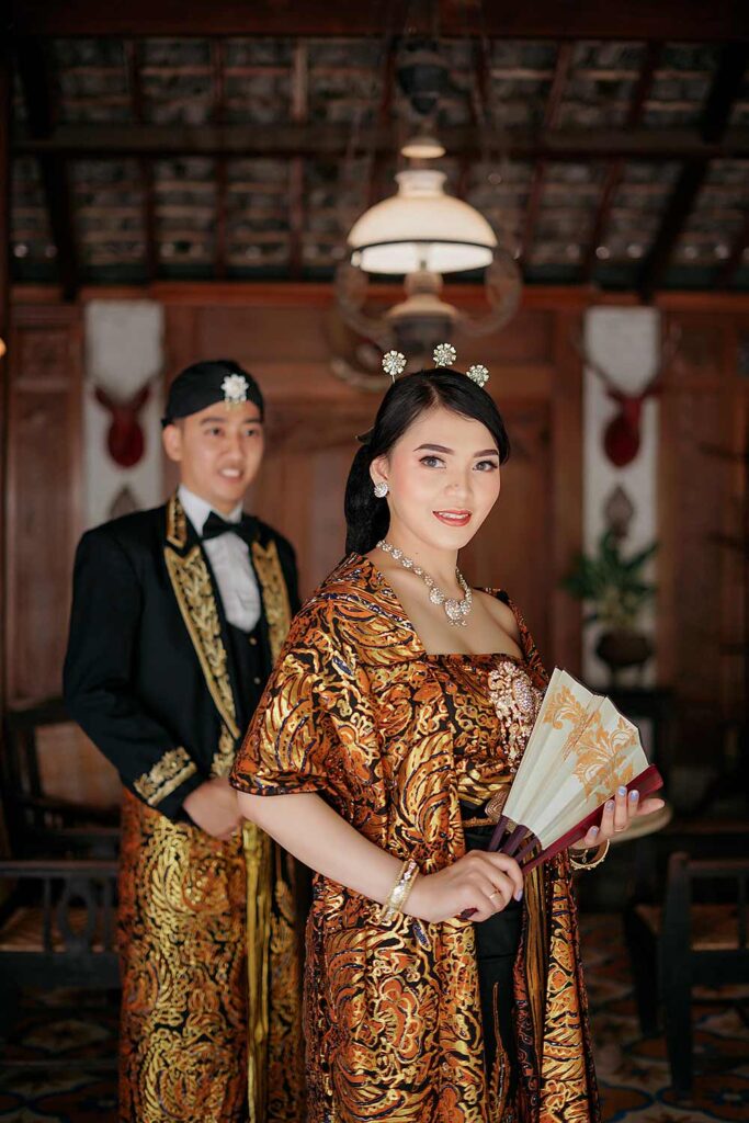 Anang dan nike 2 683x1024 1 1.jpg