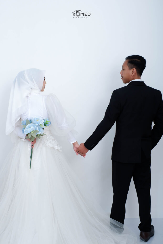 Ari & mely lv pernikahan