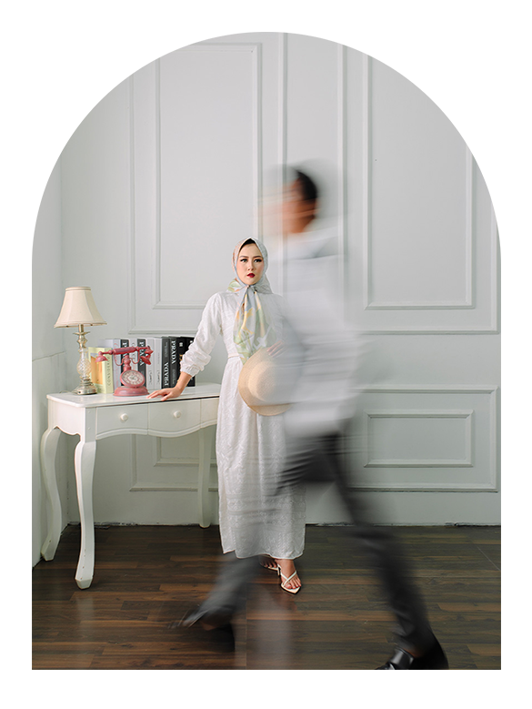 Elegan 03 cvr fx.png