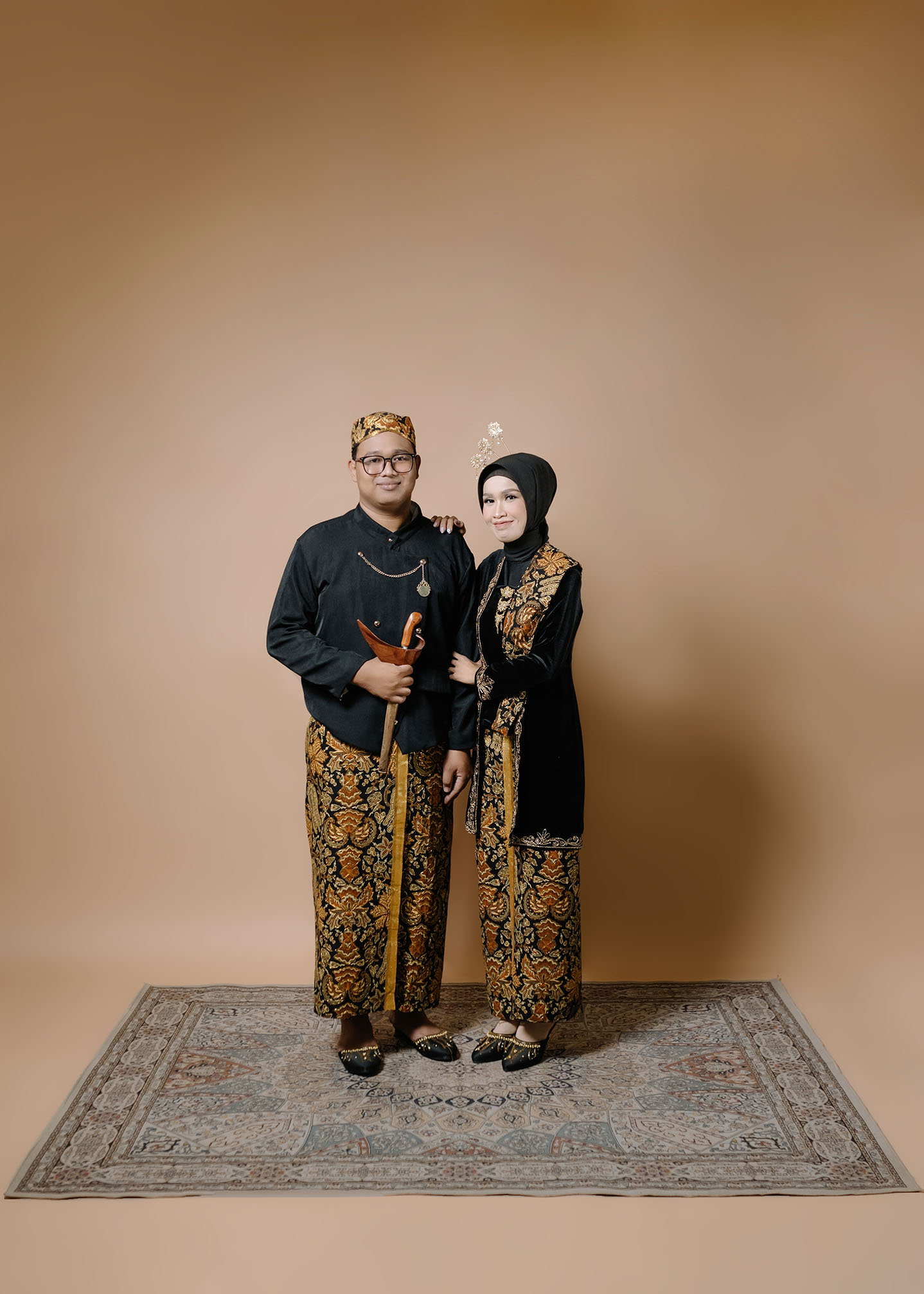 Maryati & erlangga lv3