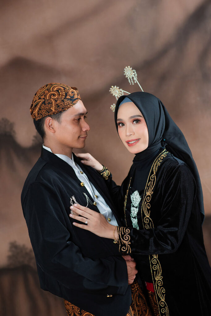 Liesa & satria ls2