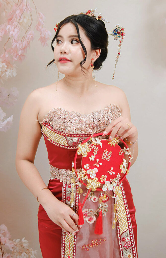 Phang chin cion & tiara 9