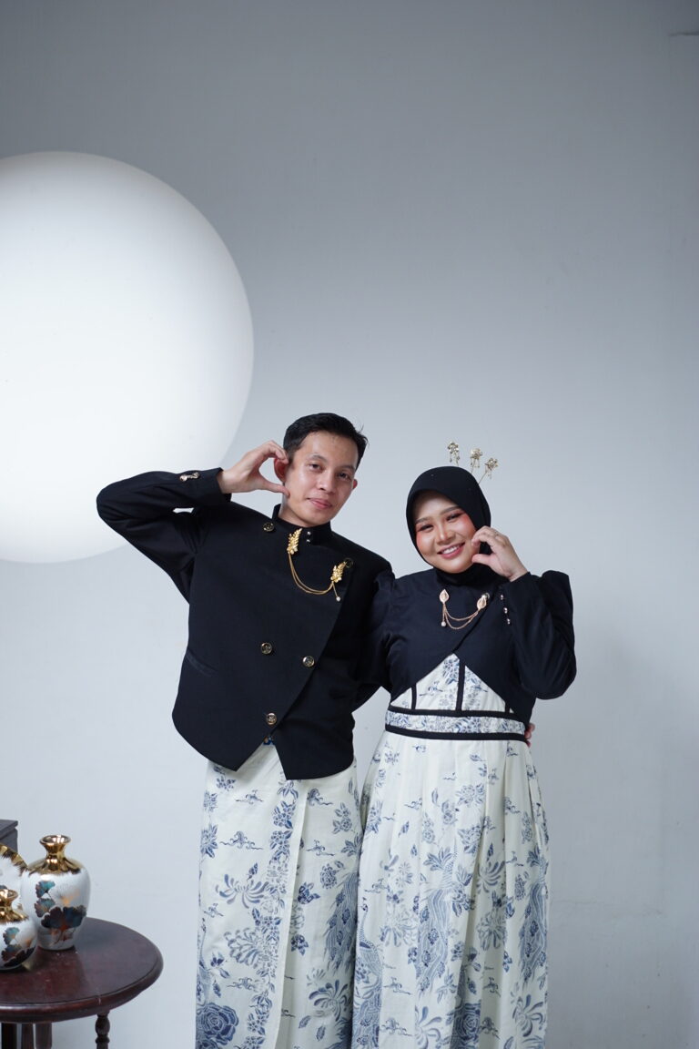 Putri & mansur 24