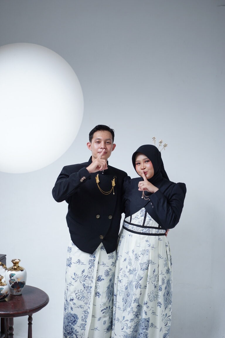 Putri & mansur 25